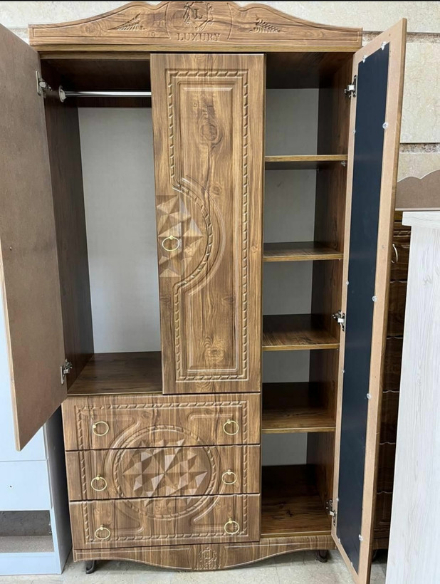 کمدومیزارایش
