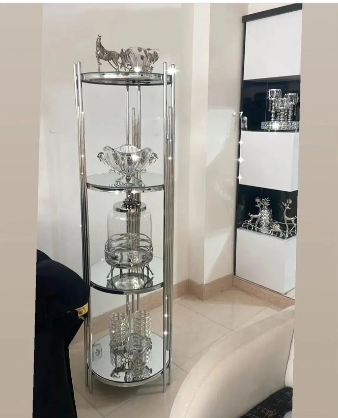 استند